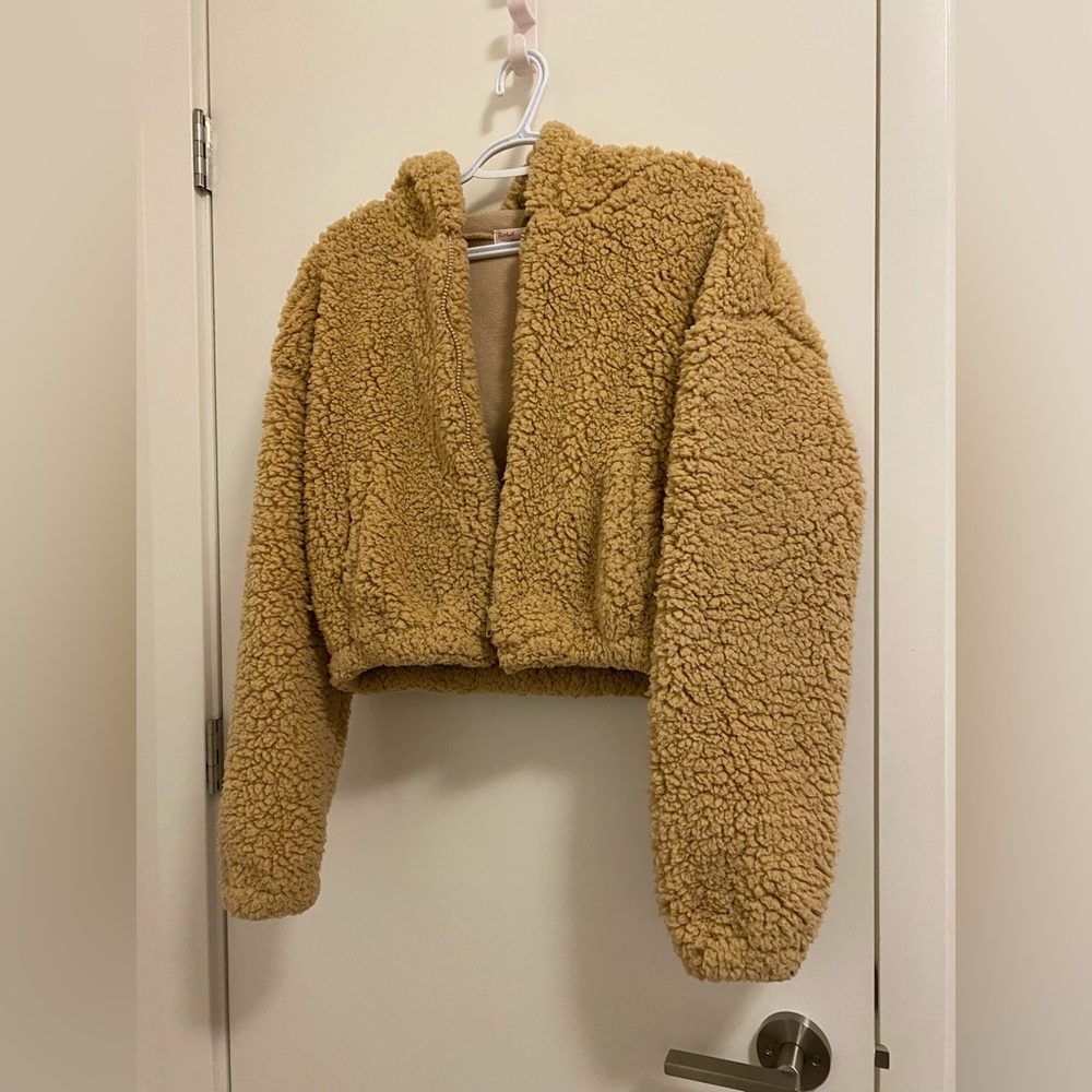 3/$20 fuzzy faux shearling cropped hooded teddy jacket